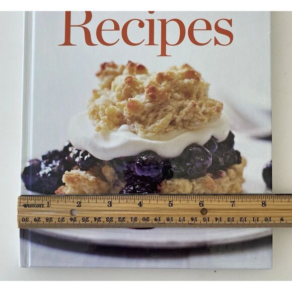 FAMILY CIRCLE OUR BEST RECIPES 2016 by Family Circle - Picture 11 of 16